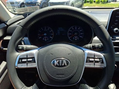 Used 2020 Kia Telluride S AWD/4WD image 19
