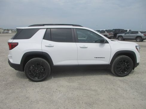 New 2027 GMC Terrain Elevation w/ Elevation Premium Package FWD image 3