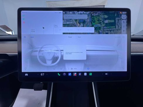 Used 2021 Tesla Model Y Long Range AWD/4WD image 27