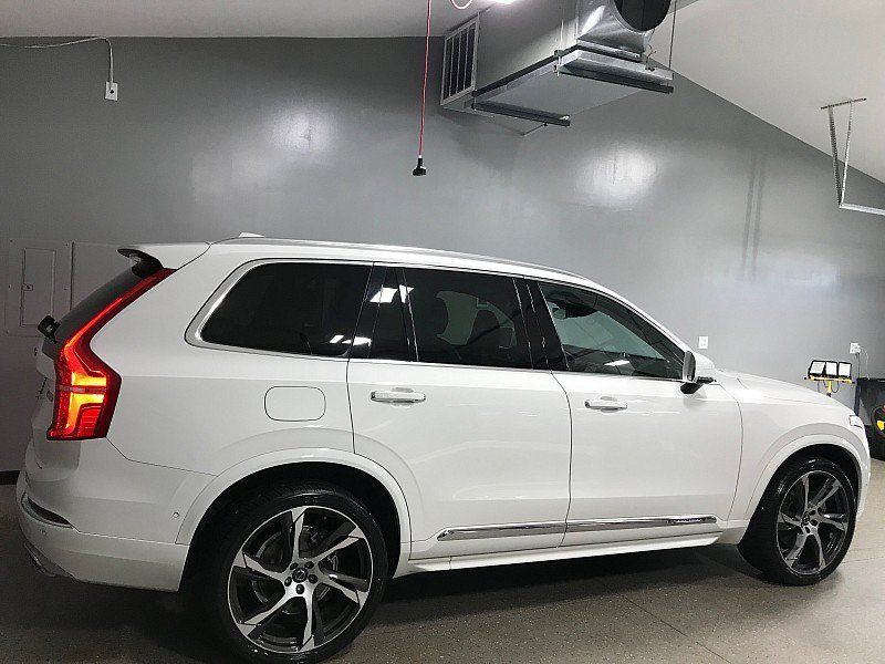 Used 2016 Volvo XC90 T6 Inscription w/ Vision Package AWD/4WD image 3