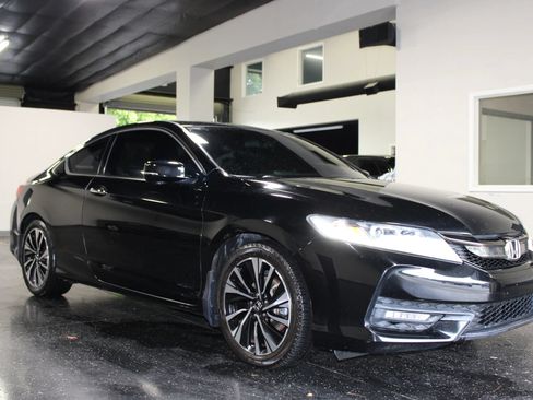 Used 2016 Honda Accord EX-L image 1