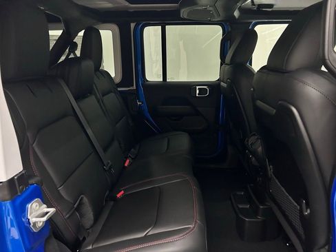 New 2026 Jeep Wrangler Unlimited Rubicon AWD/4WD image 16