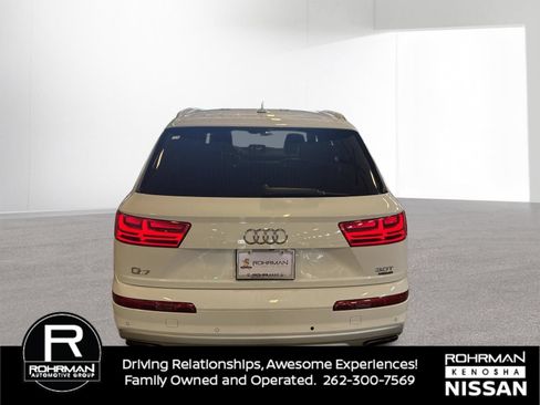 Used 2017 Audi Q7 3.0T Premium Plus AWD/4WD image 4