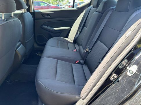 Used 2025 Nissan Altima 2.5 SV FWD image 25