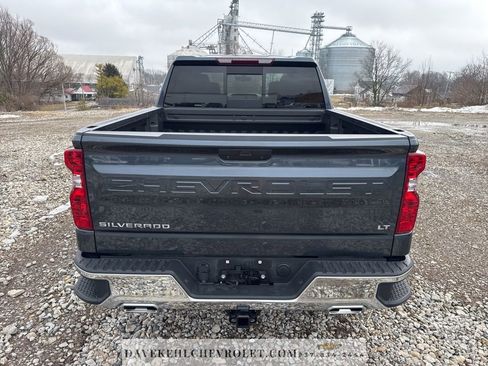 Used 2022 Chevrolet Silverado 1500 LT w/ Z71 Off-Road Package image 4