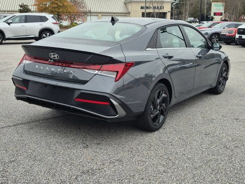 New 2026 Hyundai Elantra Sport FWD image 5