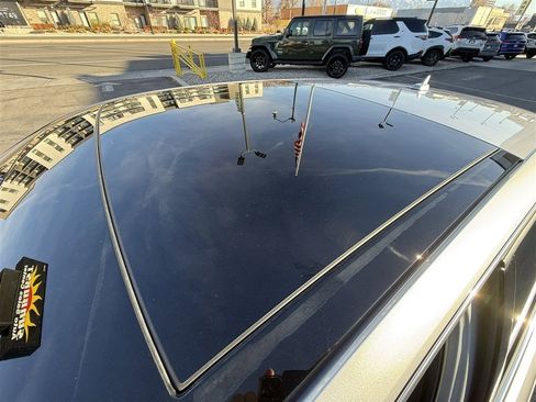 Used 2016 Audi A3 e-tron Premium Plus w/ Premium Plus Package image 46