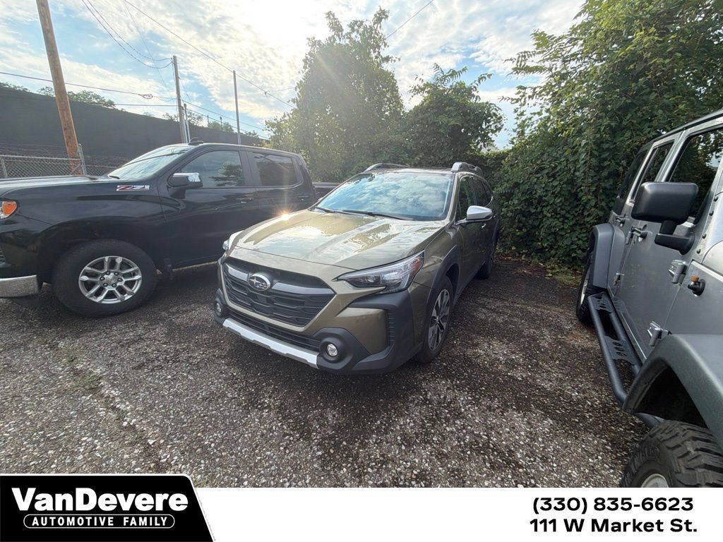 Used 2025 Subaru Outback Touring XT AWD/4WD image 1