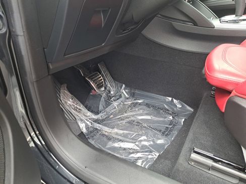 Used 2024 Alfa Romeo Stelvio Ti w/ Performance Driving Package image 16