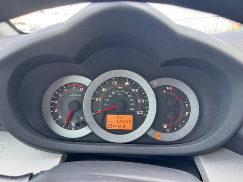 Used 2011 Toyota RAV4 2WD w/ Base L4 Extra Value Pkg image 9