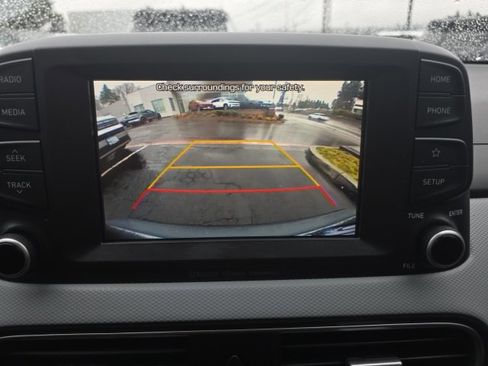 Used 2021 Hyundai Kona SEL w/ Cargo Package image 17