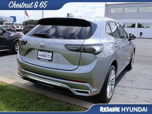 Used 2025 Buick Envision Avenir AWD/4WD image 22