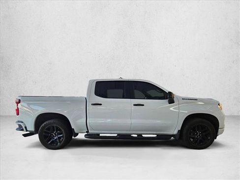 Used 2025 Chevrolet Silverado 1500 Custom w/ Turbomax Blackout Package RWD image 3