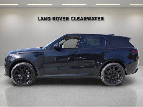 Used 2026 Land Rover Range Rover Sport Dynamic SE AWD/4WD image 2