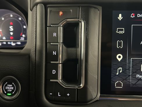 Used 2024 GMC Yukon Denali w/ Max Trailering Package RWD image 29