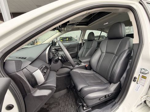 Used 2025 Subaru Legacy Touring XT image 13