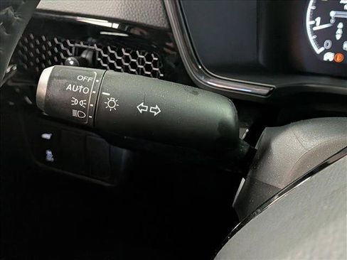 Used 2025 Honda CR-V EX-L image 16