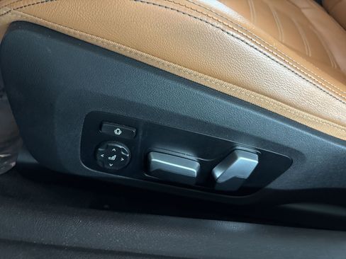 Used 2021 BMW 430i Convertible w/ Convenience Package RWD image 16