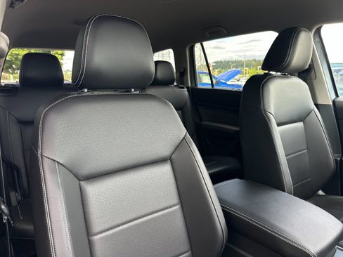 Used 2023 Volkswagen Atlas SE FWD image 16
