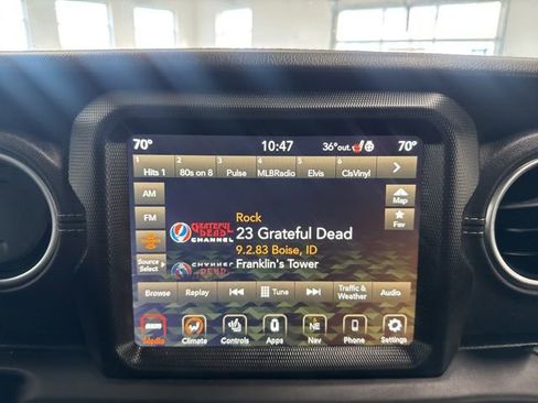 Used 2023 Jeep Wrangler Unlimited Sahara w/ Cold Weather Group image 40