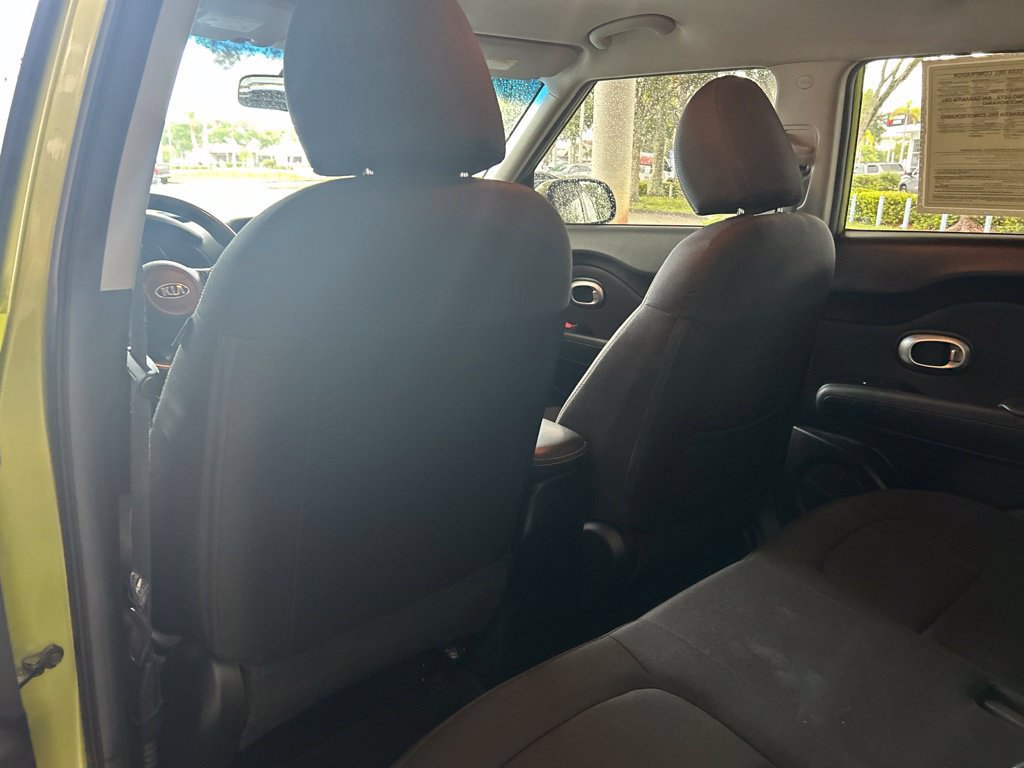 Used 2014 Kia Soul + FWD image 30