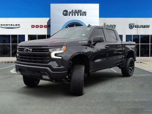 Used 2023 Chevrolet Silverado 1500 RST w/ Protection Package AWD/4WD image 11