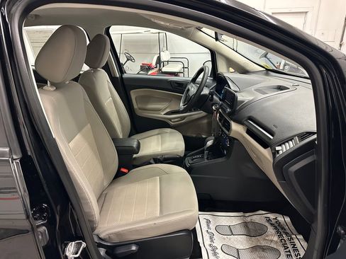 Used 2020 Ford EcoSport S image 27