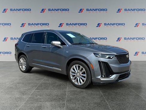 Used 2020 Cadillac XT6 Premium Luxury FWD image 7