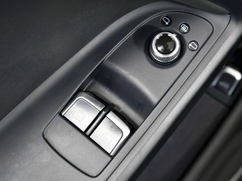 Used 2013 Audi RS 5 AWD/4WD image 18