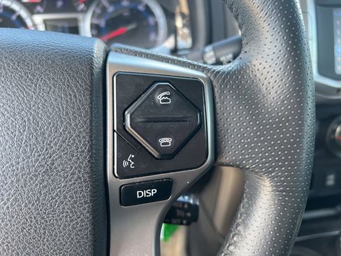 Used 2019 Toyota 4Runner SR5 AWD/4WD image 17