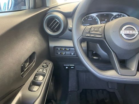 Used 2025 Nissan Kicks Play S FWD image 12