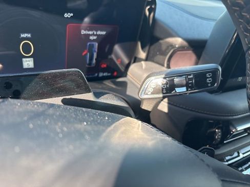 New 2026 Lincoln Aviator AWD w/ Jet Appearance Package image 21