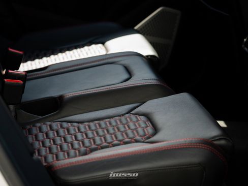 Used 2021 Lamborghini Urus image 50