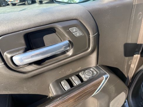 Used 2021 Chevrolet Silverado 1500 RST AWD/4WD image 14