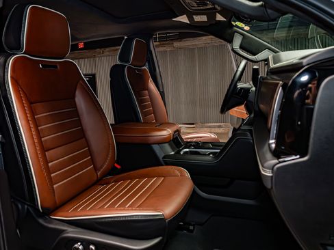 Used 2025 GMC Sierra 2500 Denali Ultimate image 28