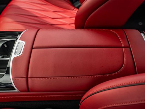 Used 2024 Mercedes-Benz S 63 AMG S image 29
