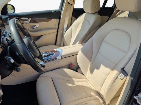 Used 2018 Mercedes-Benz GLC 300 image 11