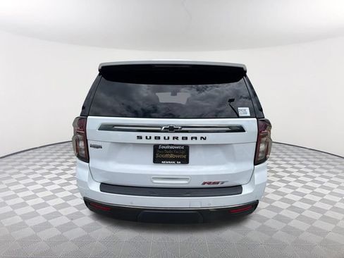 Used 2022 Chevrolet Suburban RST w/ Luxury Package RWD image 6