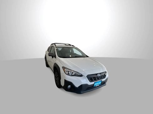 Used 2021 Subaru Crosstrek 2.5i Sport w/ Moonroof Package AWD/4WD image 2