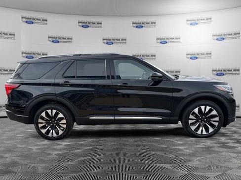 Certified 2025 Ford Explorer Platinum w/ LUX Leather Package image 6