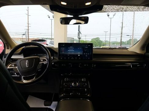 Certified 2023 Lincoln Nautilus Reserve AWD/4WD image 14