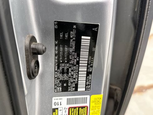 Used 2015 Toyota Sienna LE FWD image 11