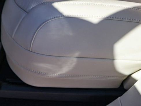 New 2025 Land Rover Range Rover SE image 20