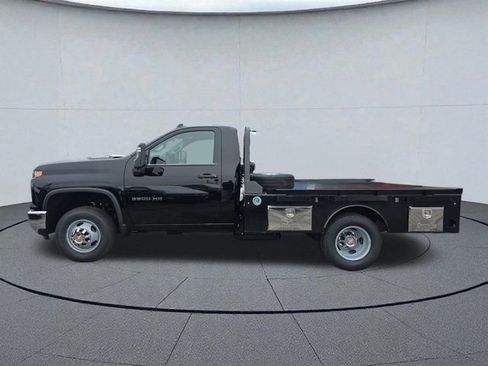 New 2026 Chevrolet Silverado 3500 W/T w/ WT Convenience Package AWD/4WD image 2
