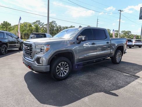 Used 2020 GMC Sierra 1500 AT4 w/ AT4 Premium Package AWD/4WD image 4