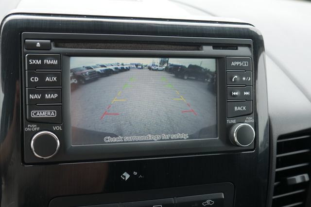 Used 2015 Nissan Titan SV w/ SV Value Truck Package AWD/4WD image 4