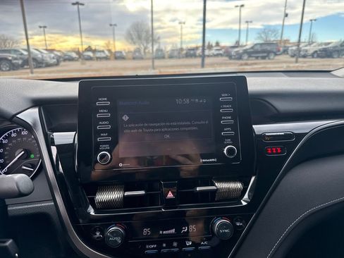 Used 2024 Toyota Camry SE image 15