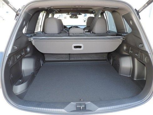 Certified 2025 Subaru Forester Premium image 16