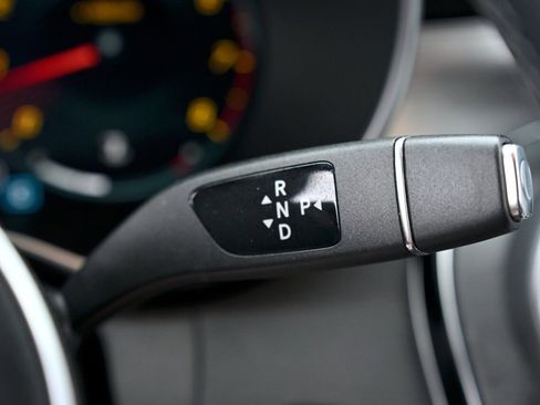 Used 2021 Mercedes-Benz C 300 Sedan image 29