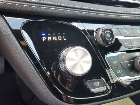 New 2026 Chrysler Pacifica Select image 20